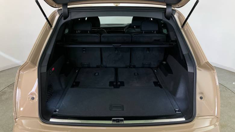 Audi Q7 3.0 TDI Quattro 286 Black Edition 5dr Tiptronic Diesel Estate